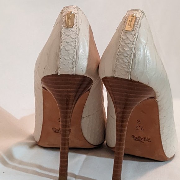 Coach High Heels - White Crocodile Embossed Leather - W 7.5 - Picture 3 of 6